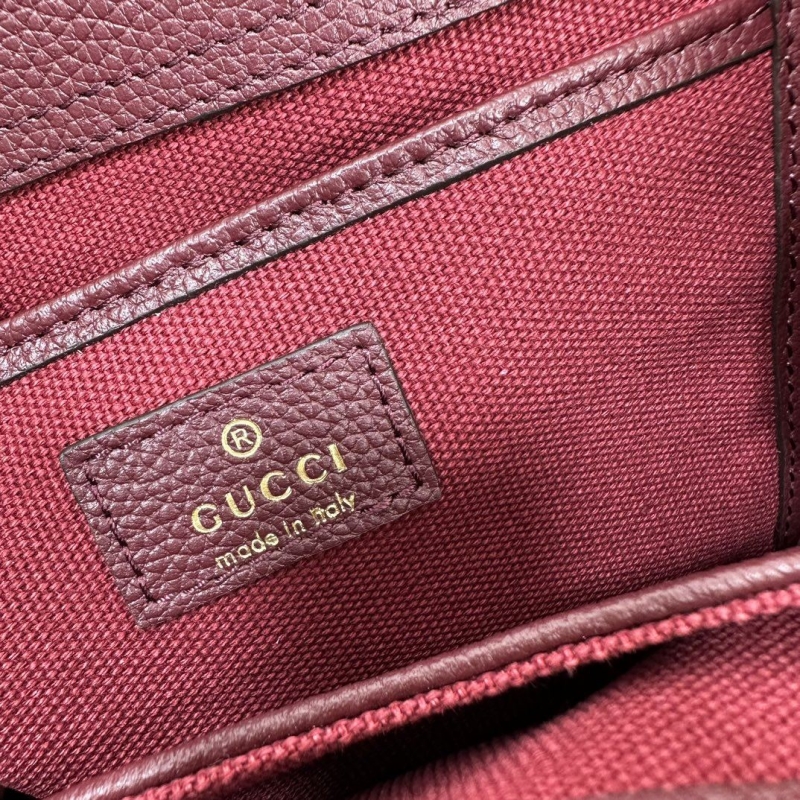 Gucci Shopping Bags